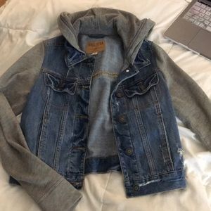 denim jacket/hoodie from HOLLISTER size XS